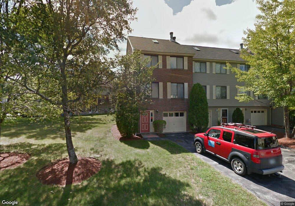 2 Adams Ave, MerriMacK, NH 03054 - photo 1