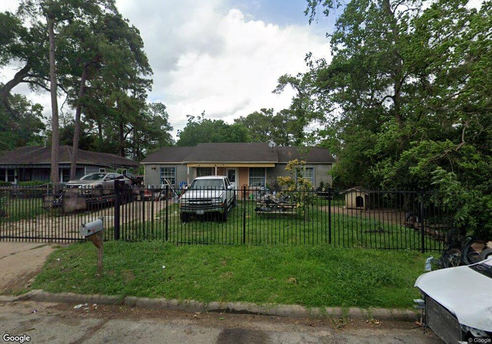 7417 Marilyn Ln, Houston, TX 77016 - photo 1