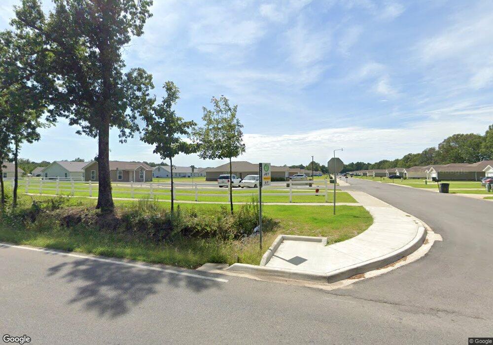 910 Meredith Dr, Jonesboro, AR 72405 - photo 1