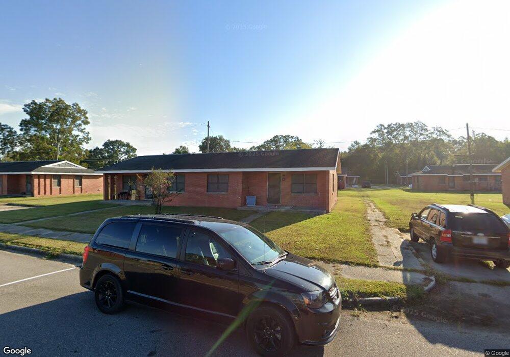 616 Lewis Cir, Picayune, MS 39466 - photo 1