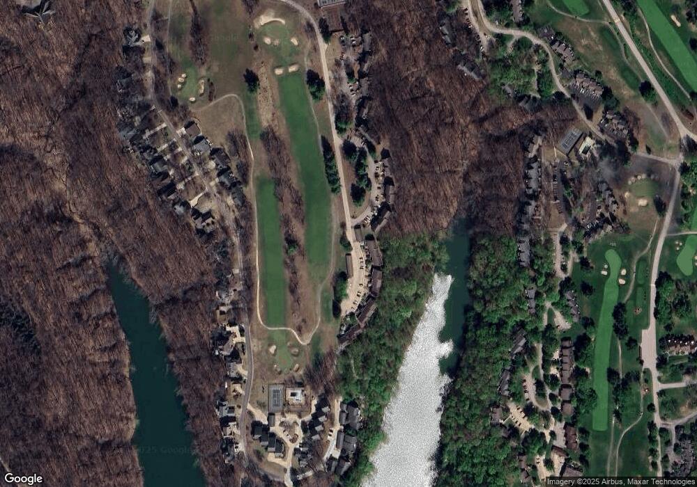 9427 S Pointe Retreat Dr, Bloomington, IN 47401 - photo 1