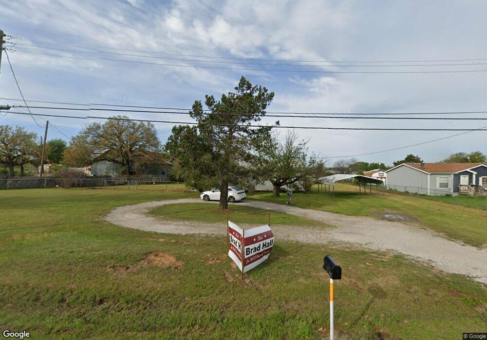 602 Fannin St, Millsap, TX 76066 - photo 1