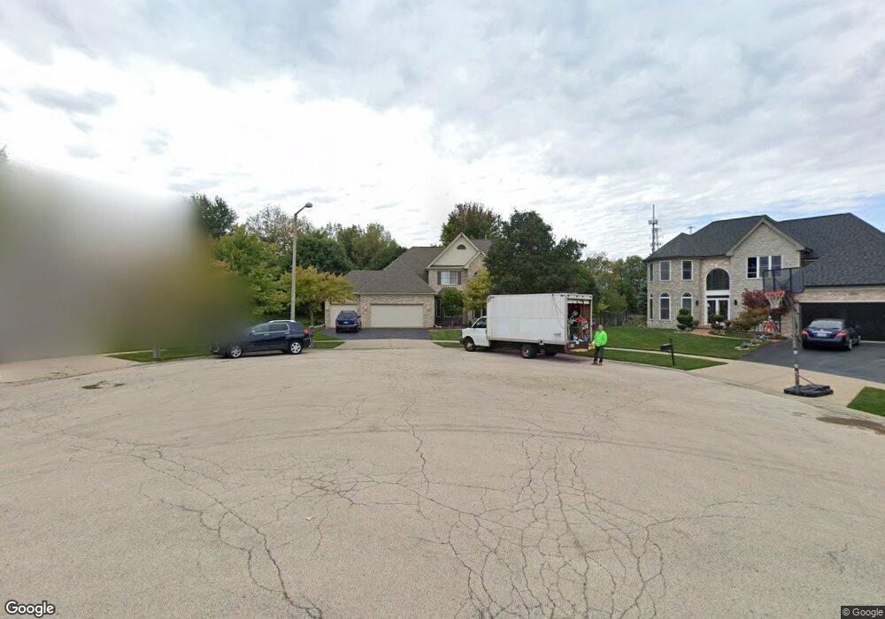 2081 Tunbridge Trail, Algonquin, IL 60102 - photo 1