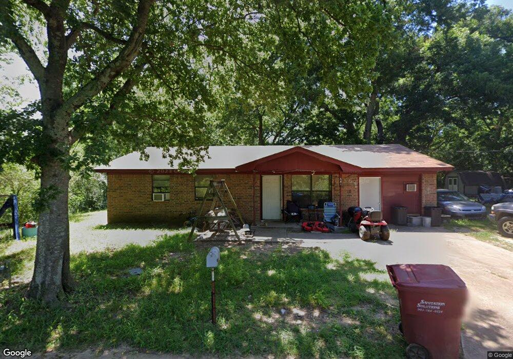 501 S Yerby St, Hugo, OK 74743 - photo 1