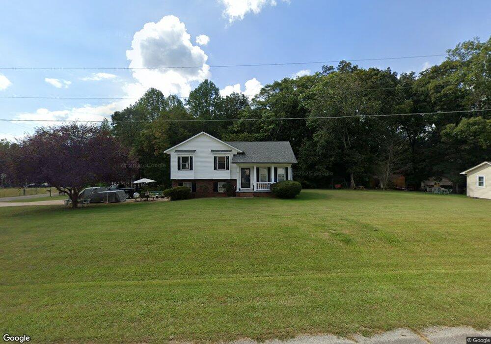 105 Grouse Ct, Statesville, NC 28625 - photo 1