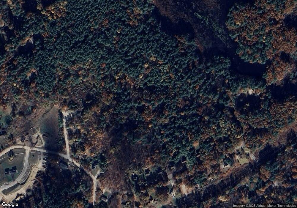 10 Dugout Rd, Hudson, NH 03051 - photo 1