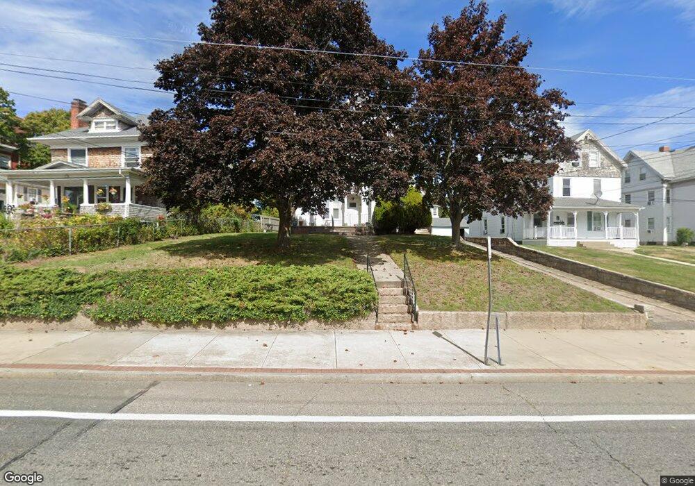 123 W Broad St unit 3, Pawcatuck, CT 06379 - photo 1