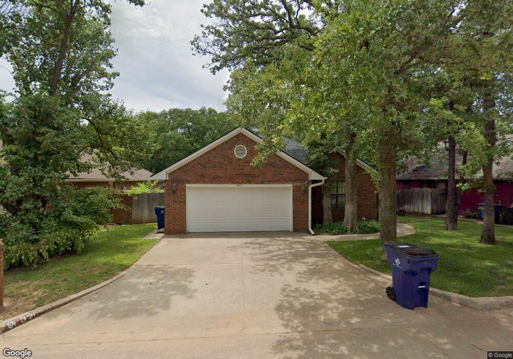 3205 Williamsburg St, Duncan, OK 73533 - photo 1