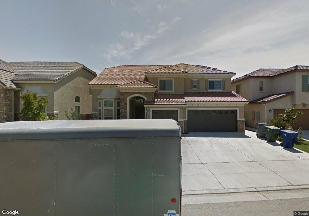 6895 E Princeton Ave, Fresno, CA 93727 - photo 1