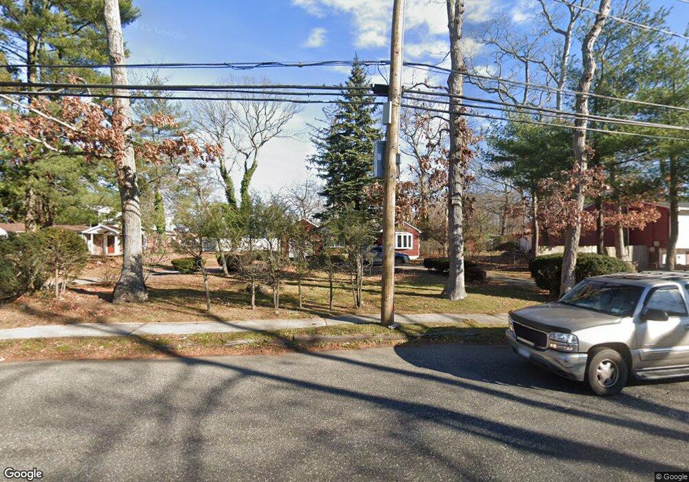 627 Mount Ave, West Babylon, NY 11704 - photo 1