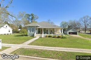 302 W Church St, Newton, MS 39345