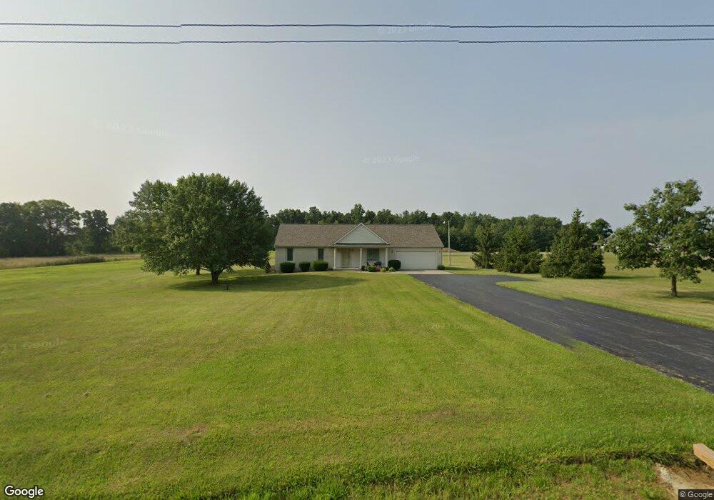 11715 W Yoder Rd, Roanoke, IN 46783 - photo 1