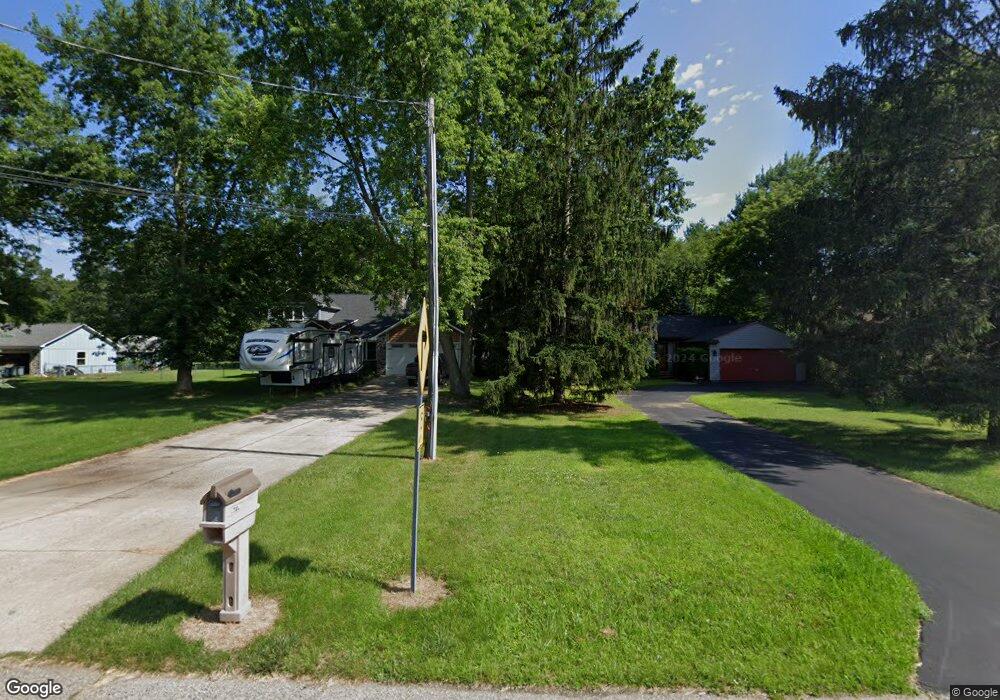 6770 Westphalia, West Bloomfield, MI 48324 - photo 1