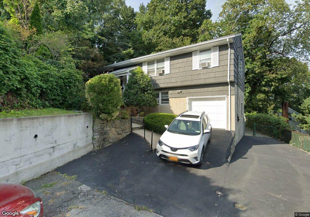 30 Leroy Place, Yonkers, NY 10705 - photo 1