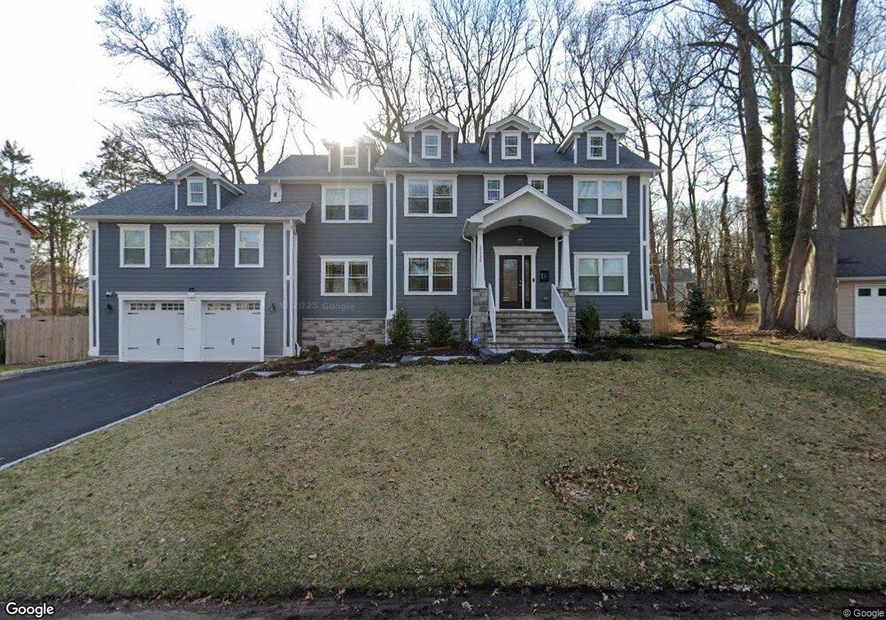 2335 Longfellow Ave, Scotch Plains, NJ 07076 - photo 1