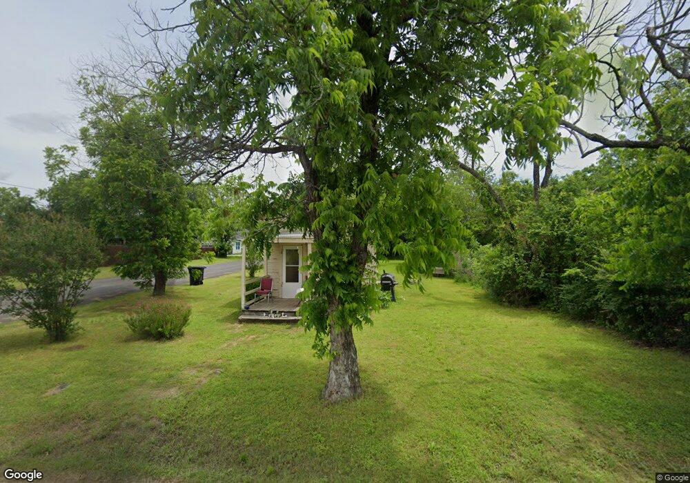 308 Sabine Ave, Cleburne, TX 76031 - photo 1