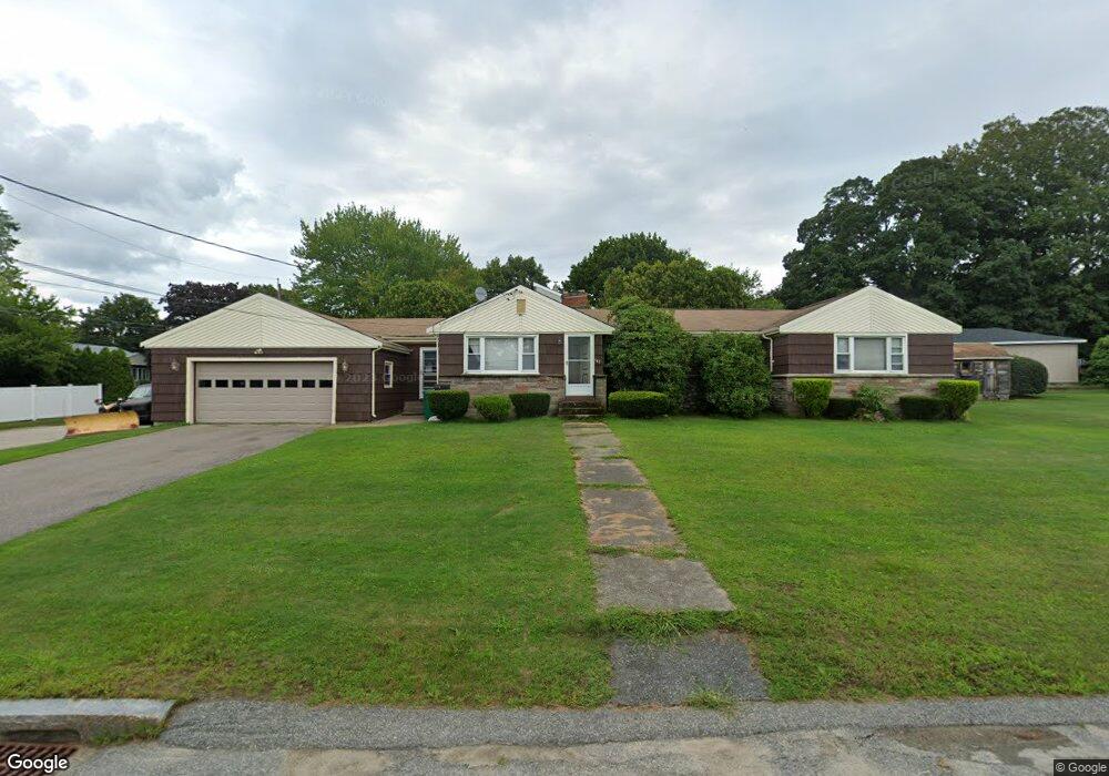 147 Dawn Blvd, Woonsocket, RI 02895 - photo 1