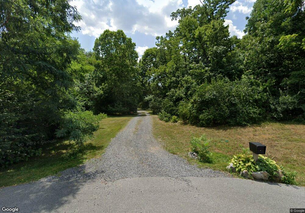 1084 Dianne Dr, Waynesboro, PA 17268 - photo 1