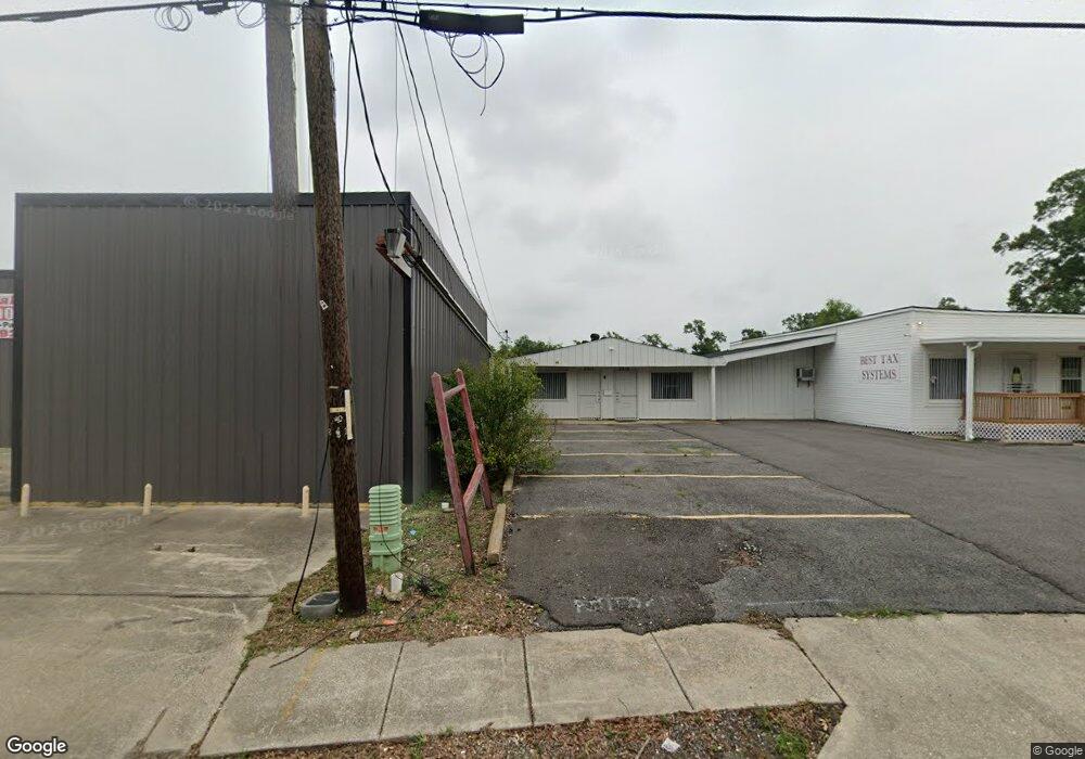 2313 12th St, Lake Charles, LA 70601 - photo 1