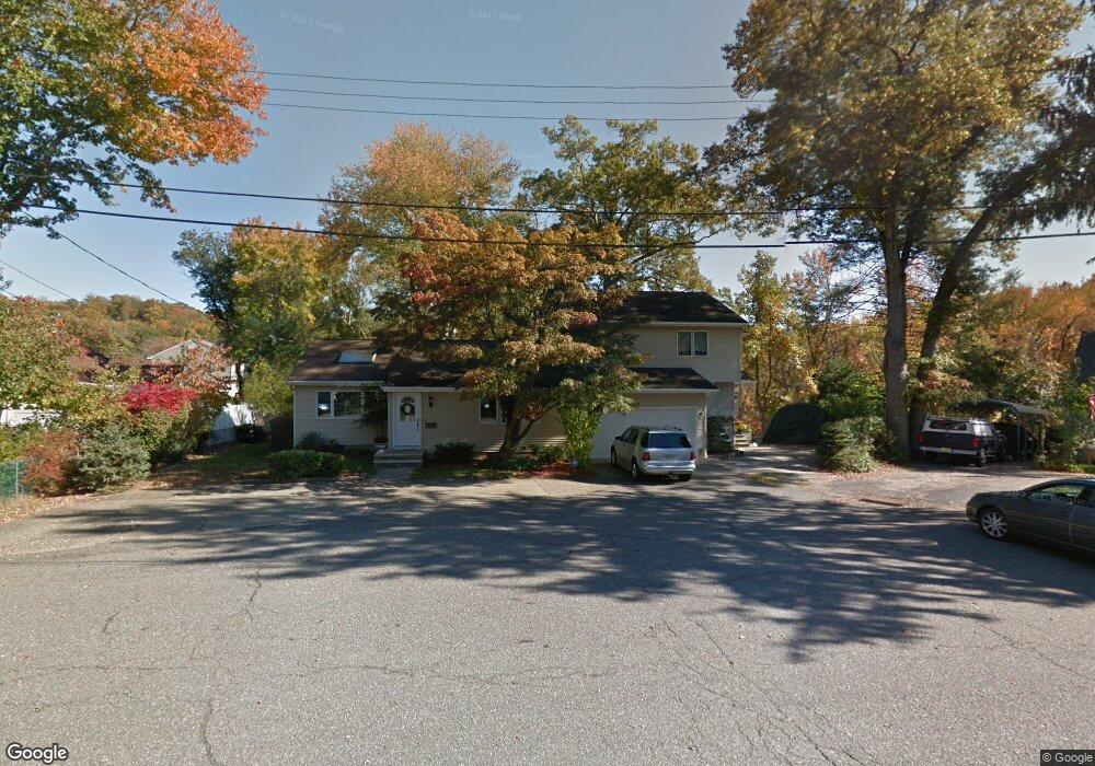 4 Edgewood Ct, Ringwood, NJ 07456 - photo 1