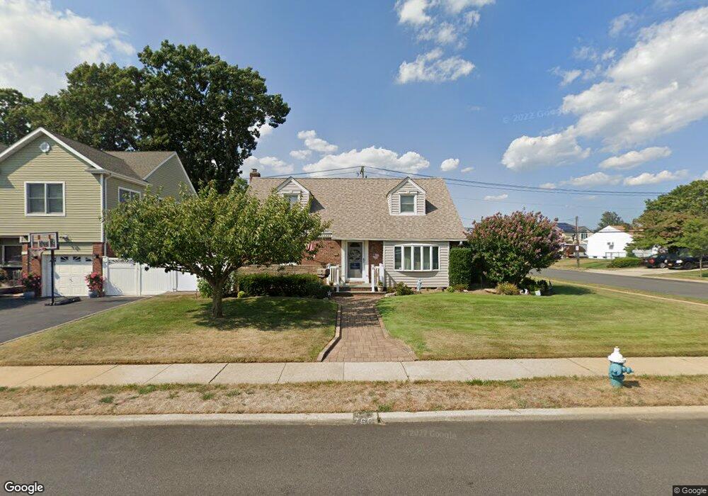 766 Willow Rd, Franklin Square, NY 11010 - photo 1