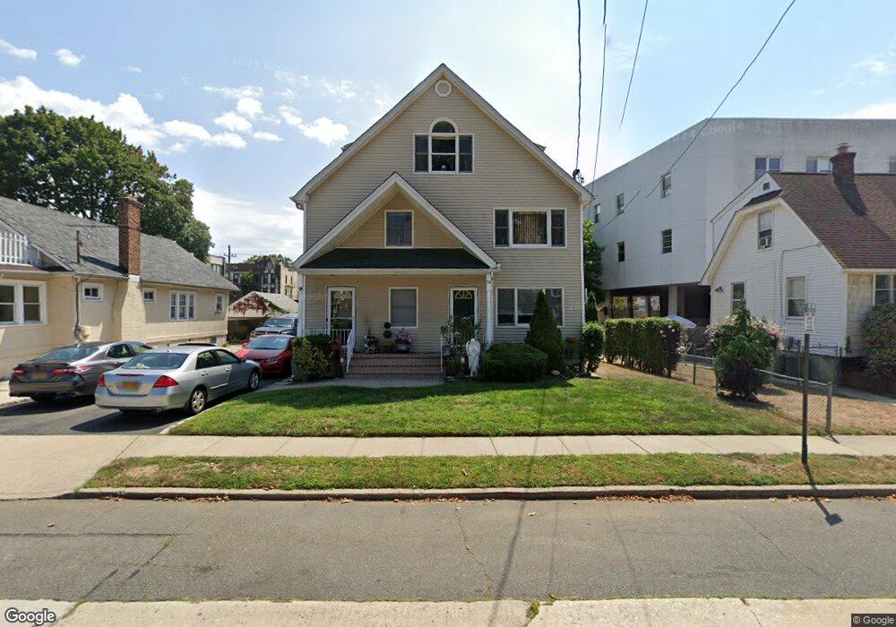 74 Evergreen Ave, Lynbrook, NY 11563 - photo 1