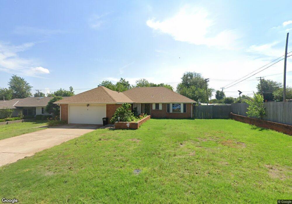 6400 N Ann Arbor Ave, Warr Acres, OK 73132 - photo 1