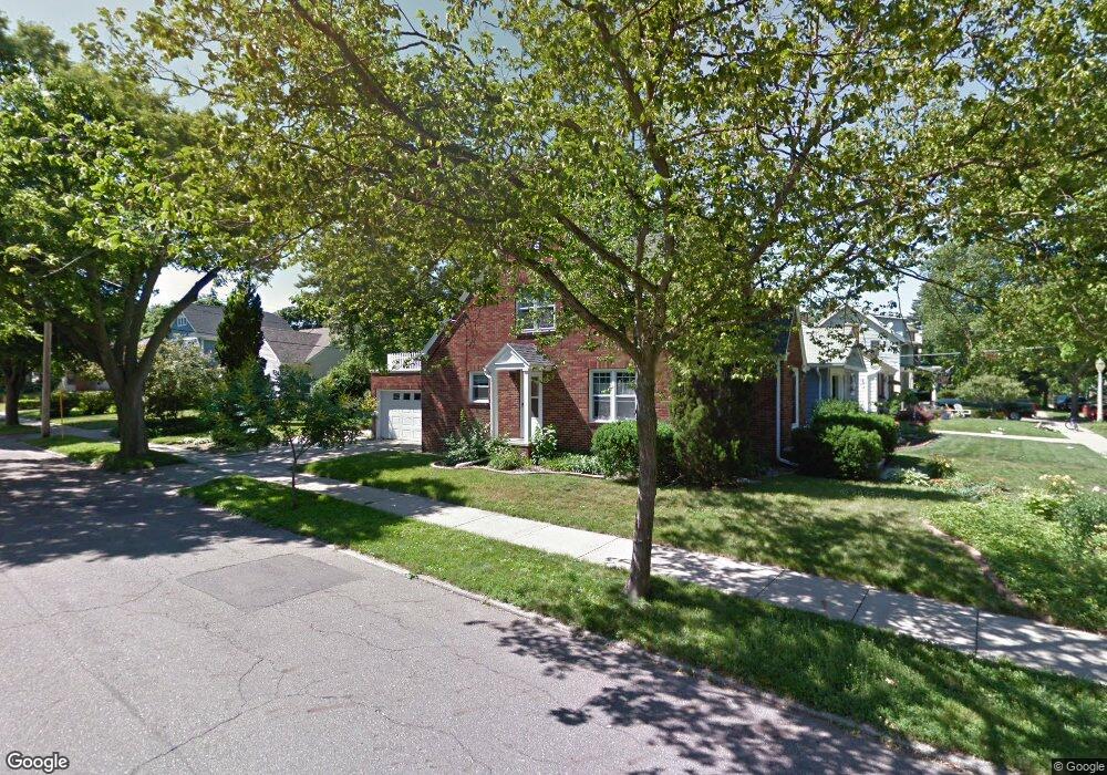 1434 Hess Ave, Lansing, MI 48910 - photo 1