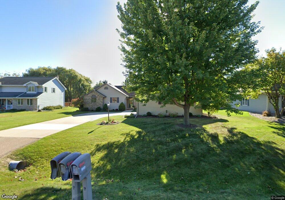 N9646 Shepherd Ln, Appleton, WI 54915 - photo 1