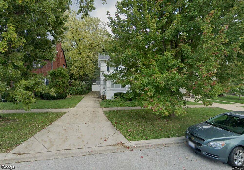 216 S Commonwealth Ave, Aurora, IL 60506 - photo 1