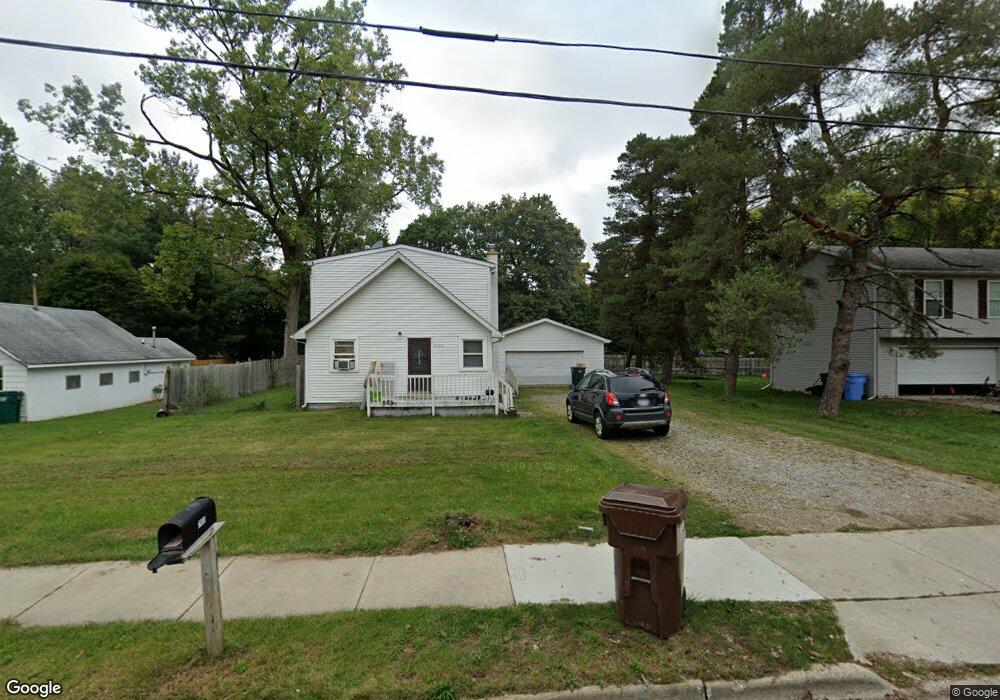 2900 Risdale Ave, Lansing, MI 48911 - photo 1