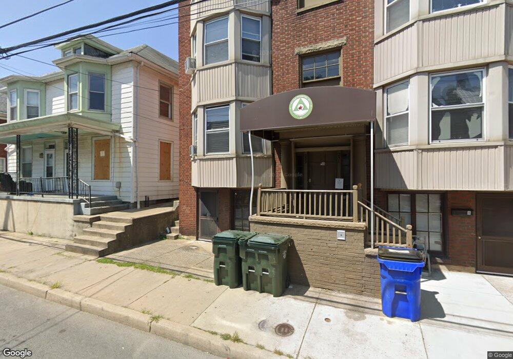 229 N Locust St unit 1, Hagerstown, MD 21740 - photo 1