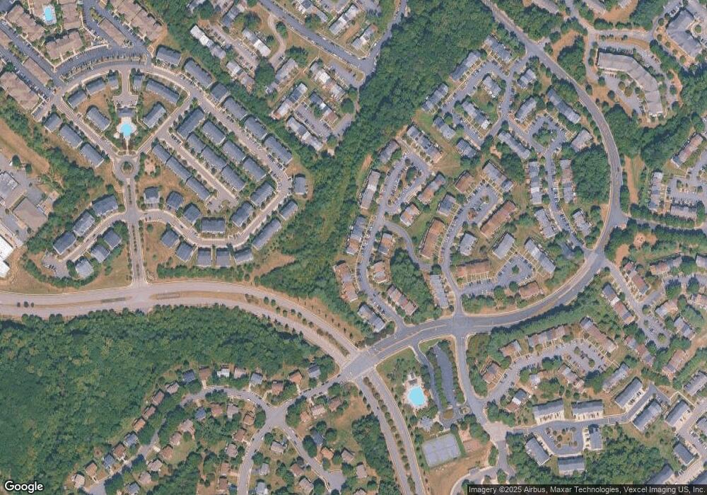 16876 Jed Forest Ln, Woodbridge, VA 22191 - photo 1