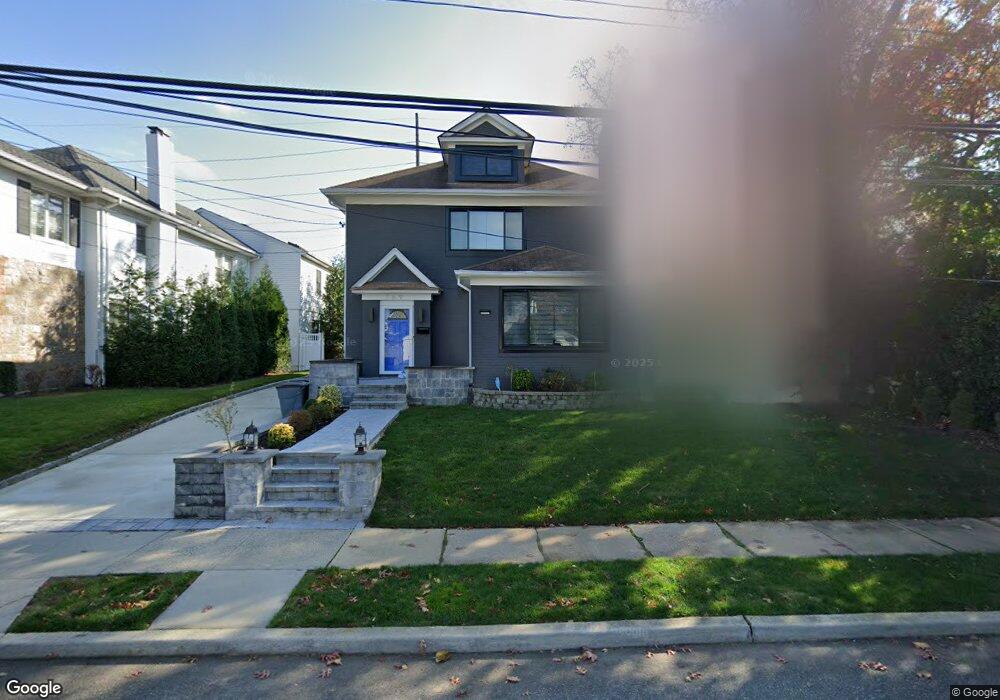 769 Hampton Rd, Woodmere, NY 11598 - photo 1
