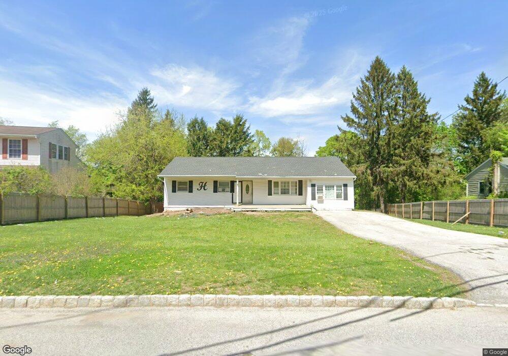 8 Hawthorne Dr, Monroe, NY 10950 - photo 1