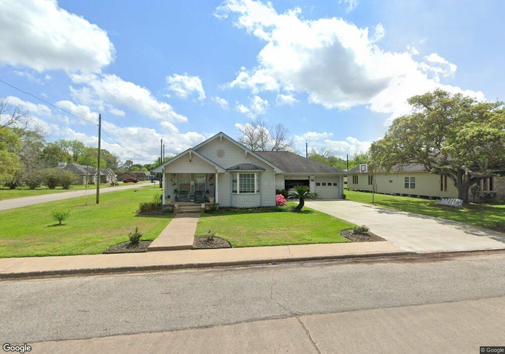 2520 4th St, Bay City, TX 77414 - photo 1