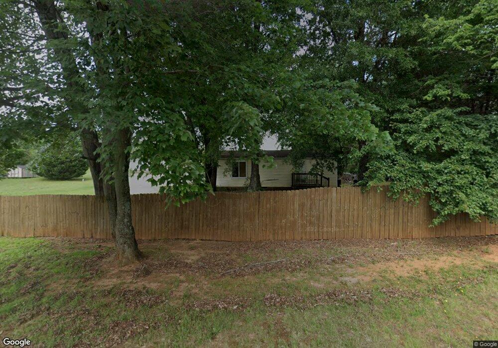 104 Southern Pines Ave, Statesville, NC 28677 - photo 1
