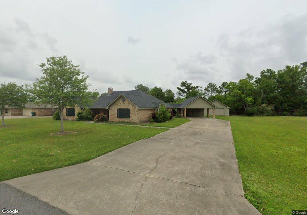 408 N Lake Ct, Lake Charles, LA 70605 - photo 1