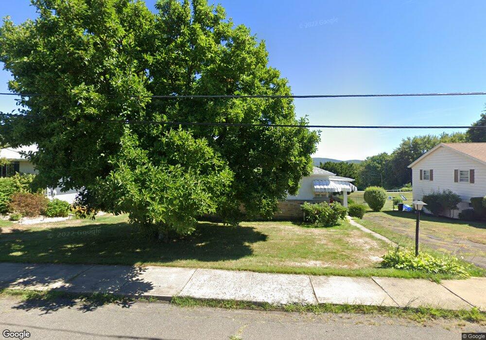 413 Jefferson St, Taylor, PA 18517 - photo 1