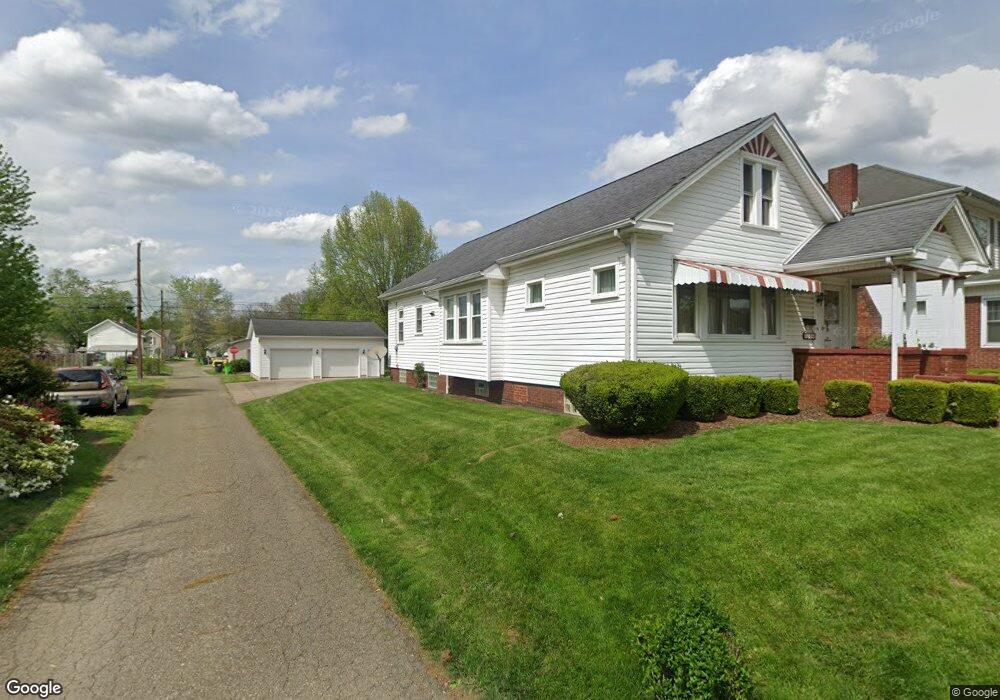 1224 Chestnut St, Coshocton, OH 43812 - photo 1