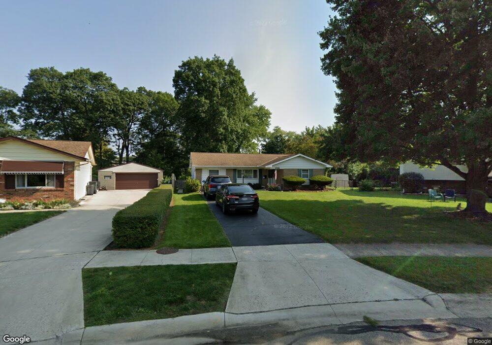 1502 Dobson Square N, Columbus, OH 43229 - photo 1