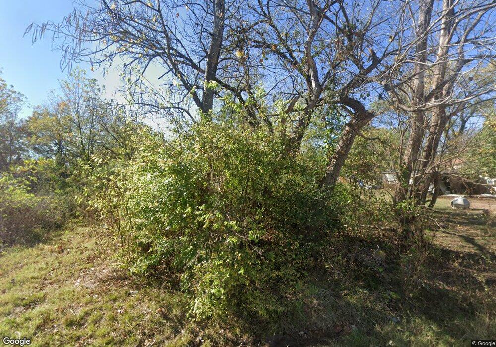 1410 N Griffin Ave, Okmulgee, OK 74447 - photo 1