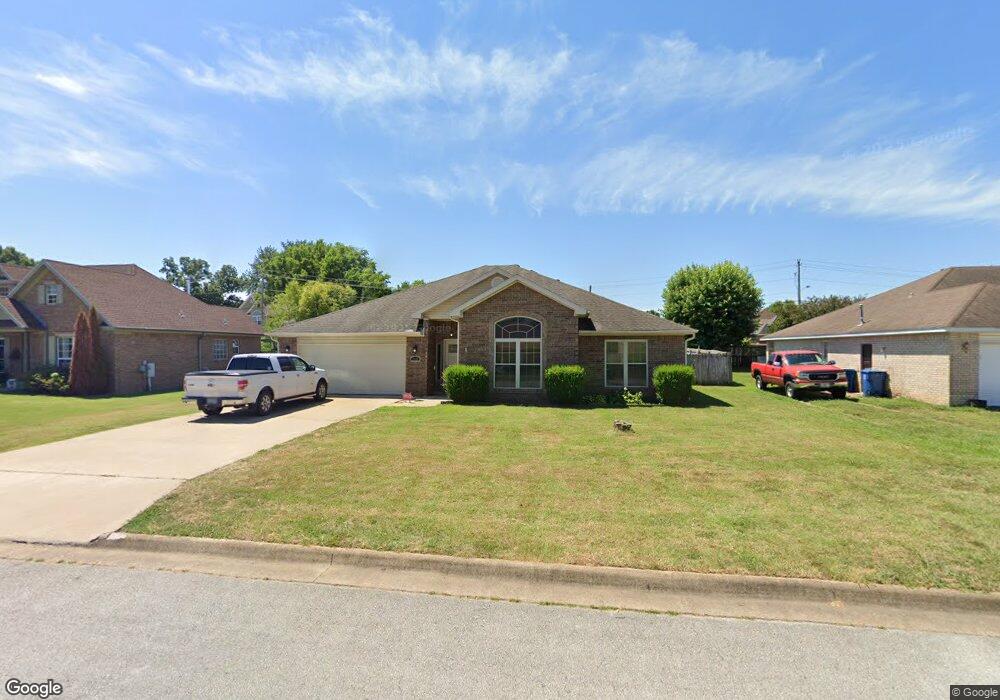 1405 Sanford Dr, Bentonville, AR 72712 - photo 1