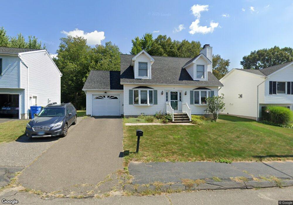 54 Laurie Place, Waterbury, CT 06704 - photo 1