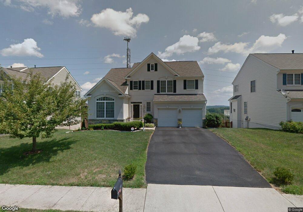 2814 Burrough Hill Ln, Woodbridge, VA 22191 - photo 1