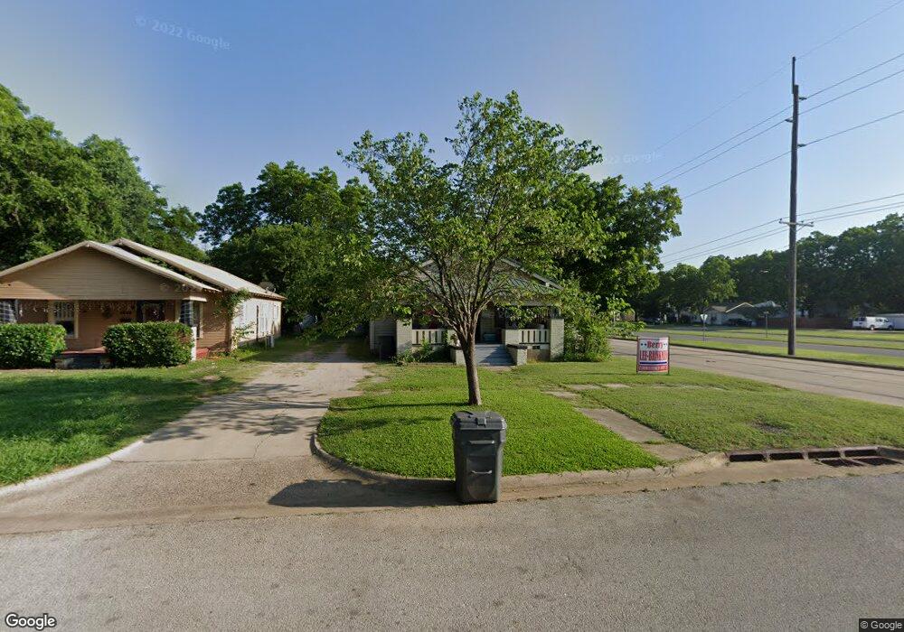 1058 McLish St, Ardmore, OK 73401 - photo 1