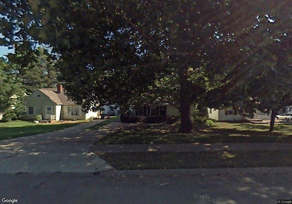 3711 SW 10th Ave, Topeka, KS 66604 - photo 1