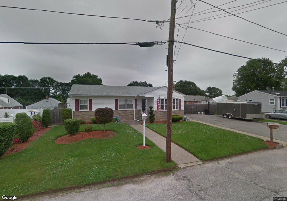 4 Grand View Ave, Johnston, RI 02919 - photo 1