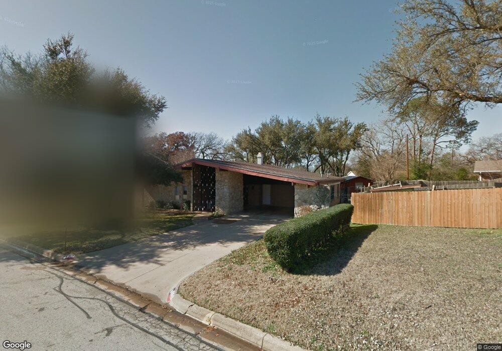 913 Charleston Dr, Bedford, TX 76022 - photo 1