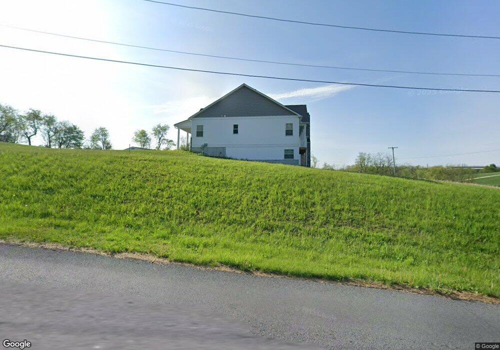 25 Hilltop Rd, Lenhartsville, PA 19534 - photo 1